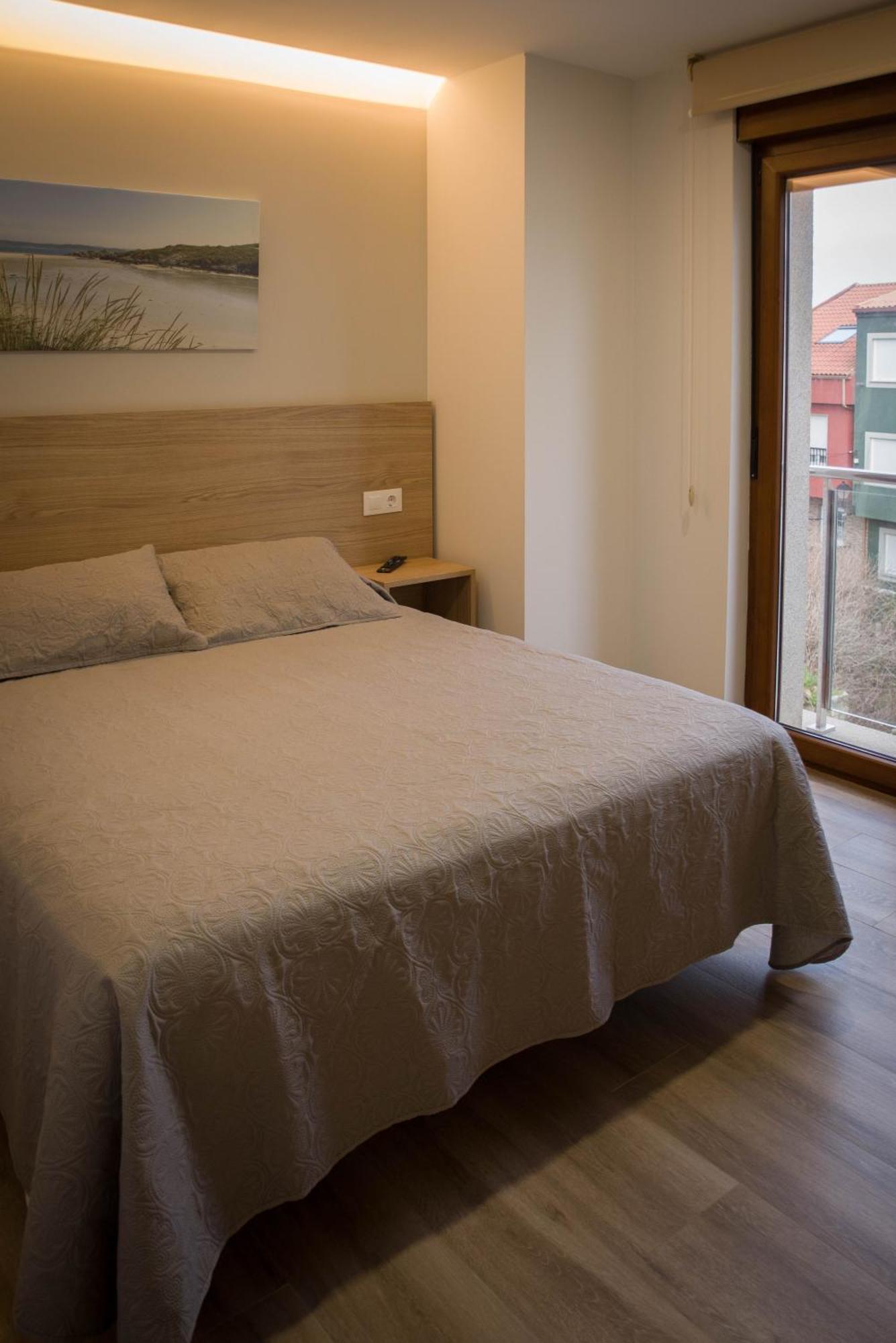 Apartamentos Turisticos Haz Amigo Muxia Zimmer foto