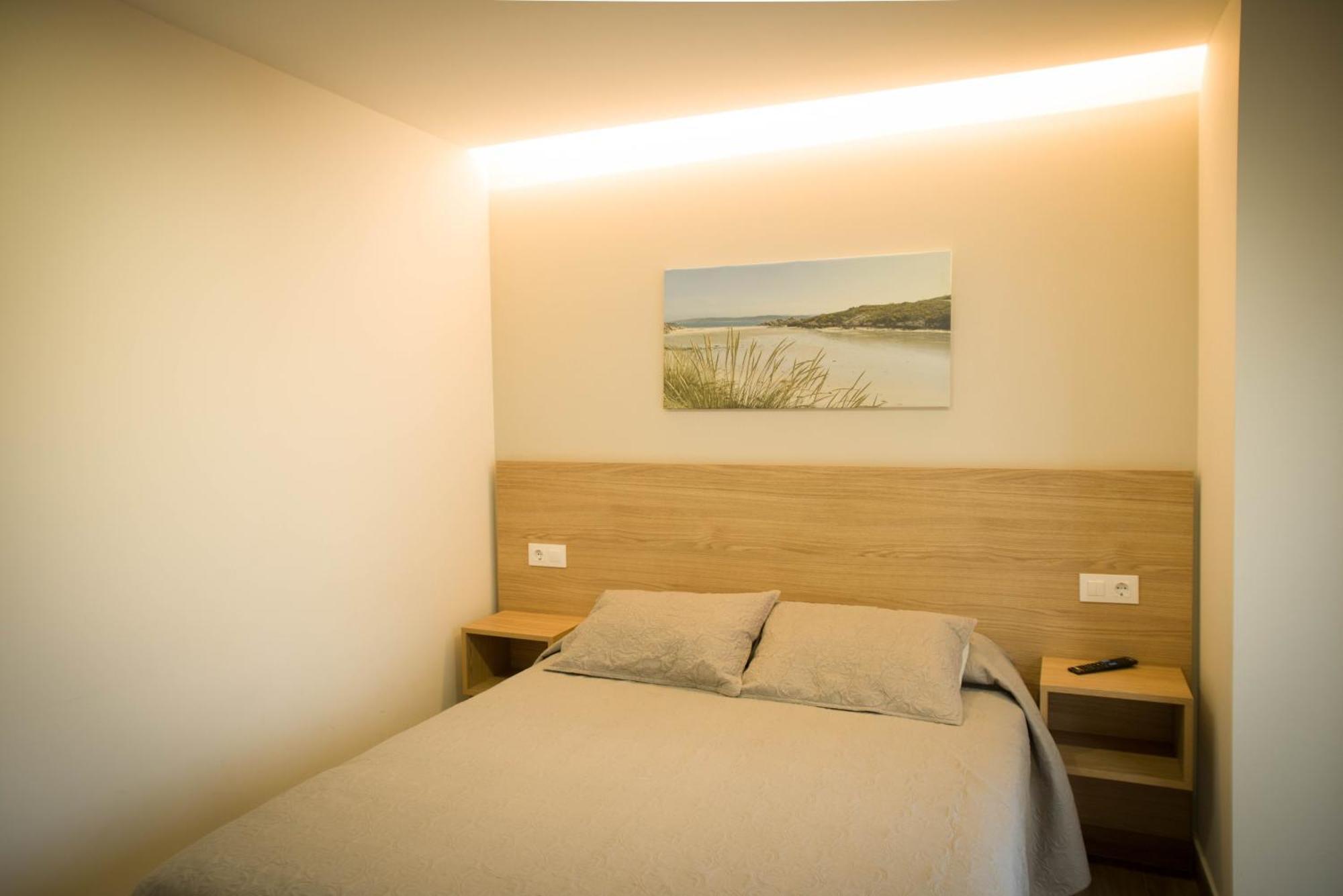 Apartamentos Turisticos Haz Amigo Muxia Zimmer foto