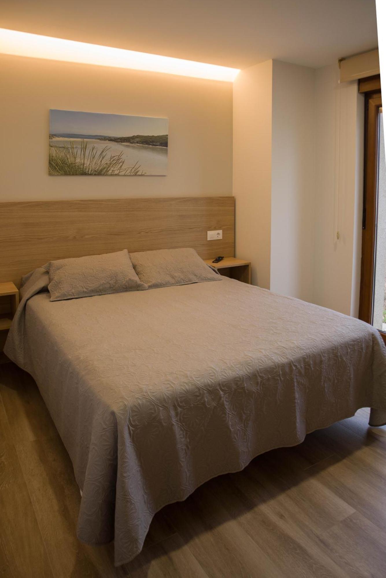 Apartamentos Turisticos Haz Amigo Muxia Zimmer foto